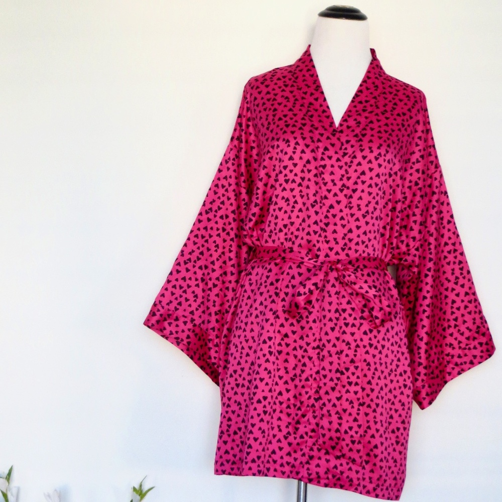 NEW! Cacique Robe Fuchsia Pink w/ Black Hearts